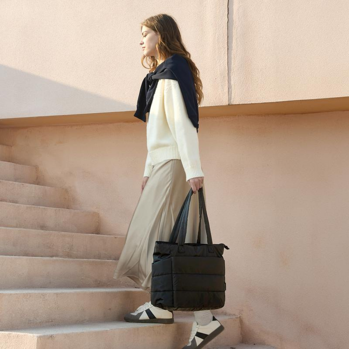 Alvora Bubble Tote Bag